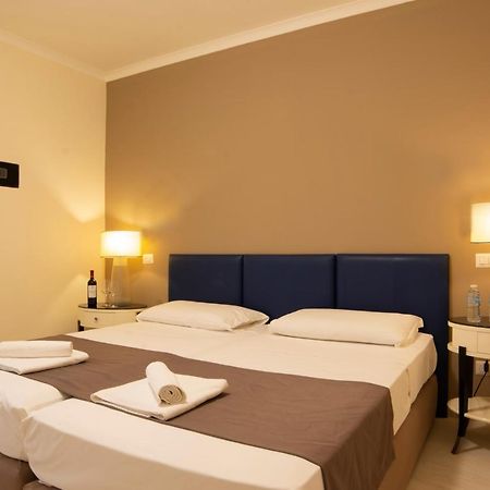 Relais Central Turati Roma Esterno foto