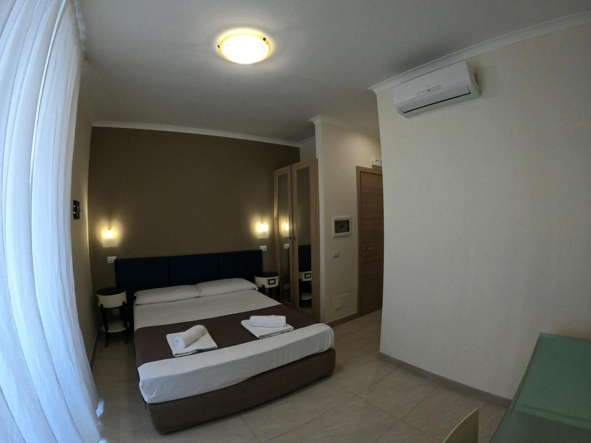 Relais Central Turati Roma Esterno foto